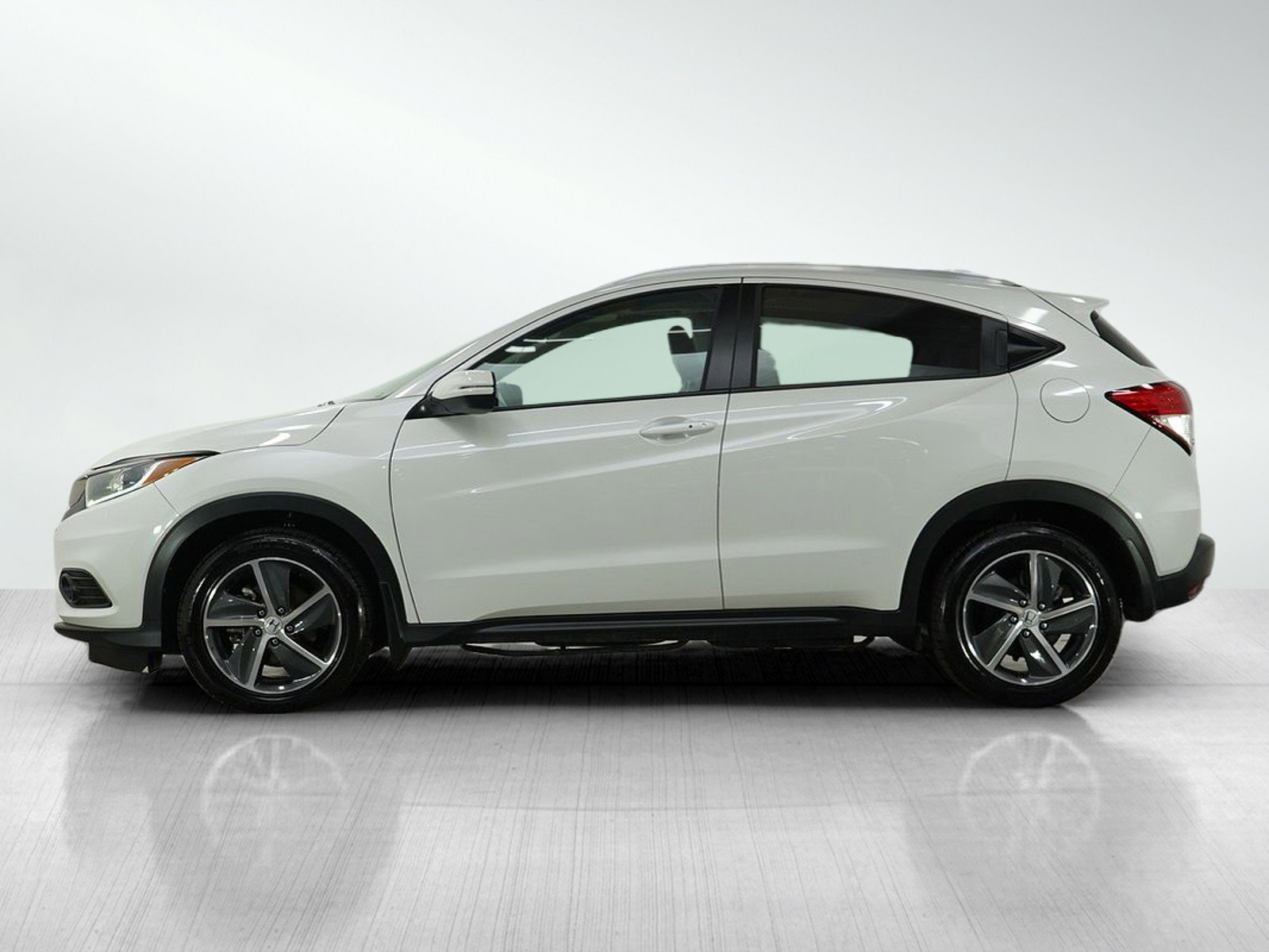 Used 2022 Honda HR-V EX with VIN 3CZRU6H55NM767193 for sale in Burnsville, Minnesota