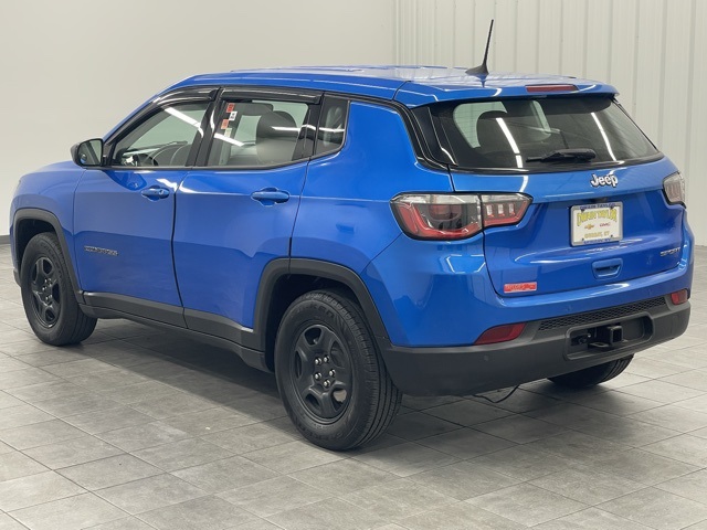 2019 Jeep Compass Sport photo 3
