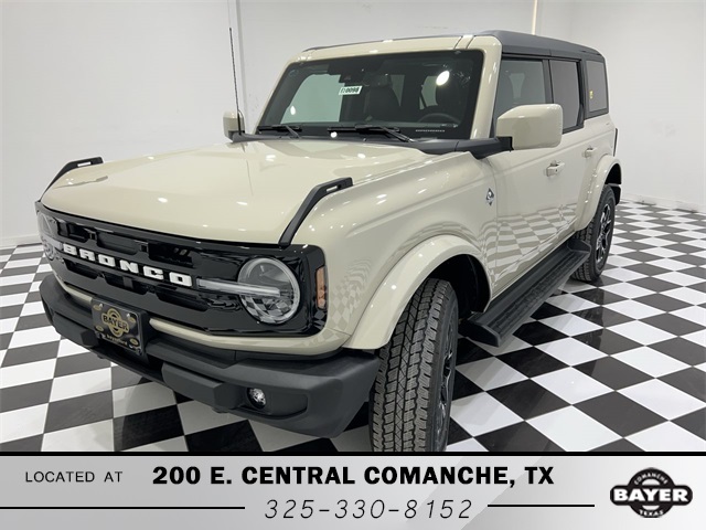 2025 Ford Bronco 4-Door Outer Banks's photo