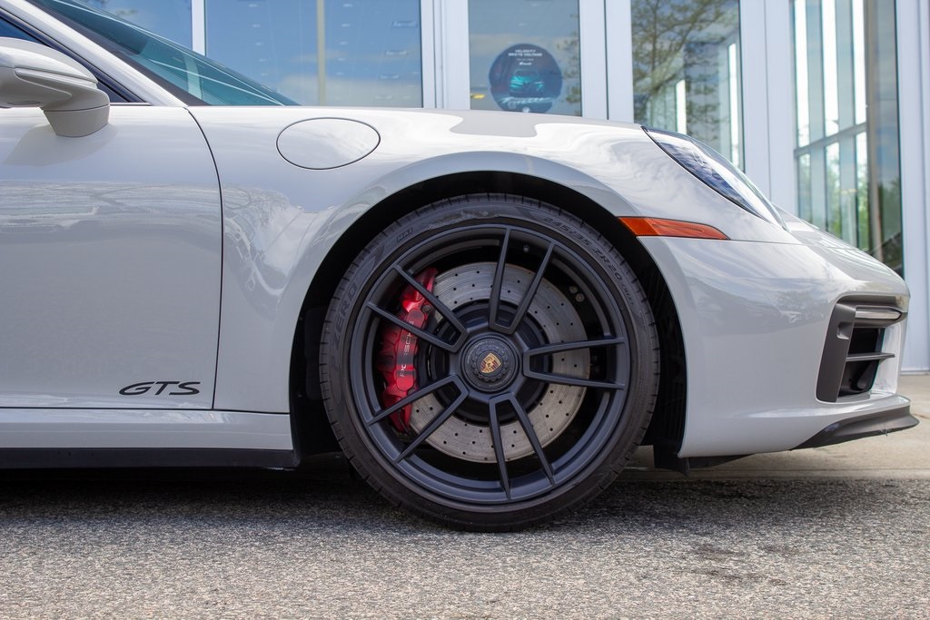 2024 Porsche 911 GTS photo 5