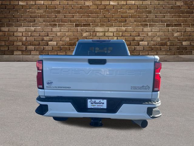2025 Chevrolet Silverado 3500HD High Country photo 4