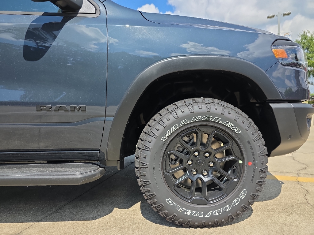 2026 Ram 1500 Rebel photo 9
