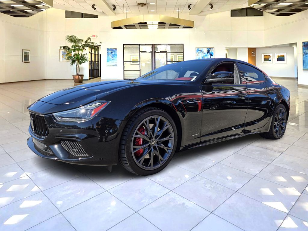 2021 Maserati Ghibli GranSport photo 3