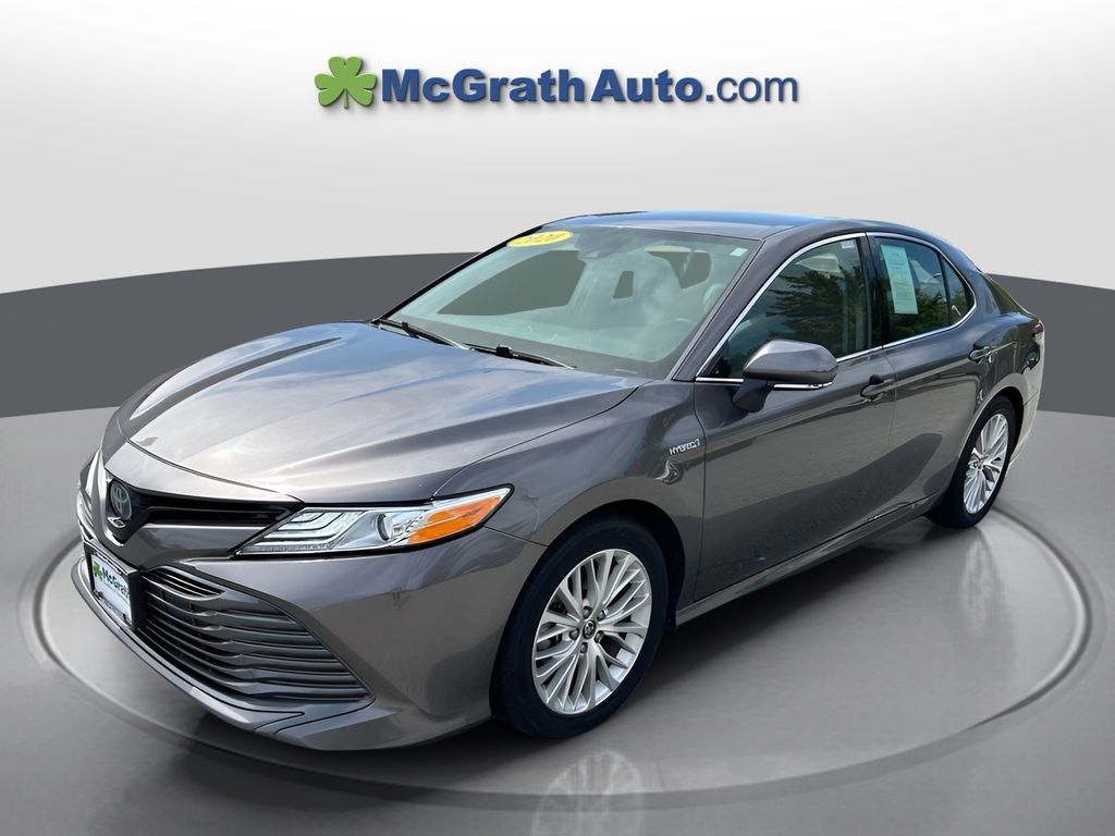 2020 Toyota Camry Hybrid XLE photo 3