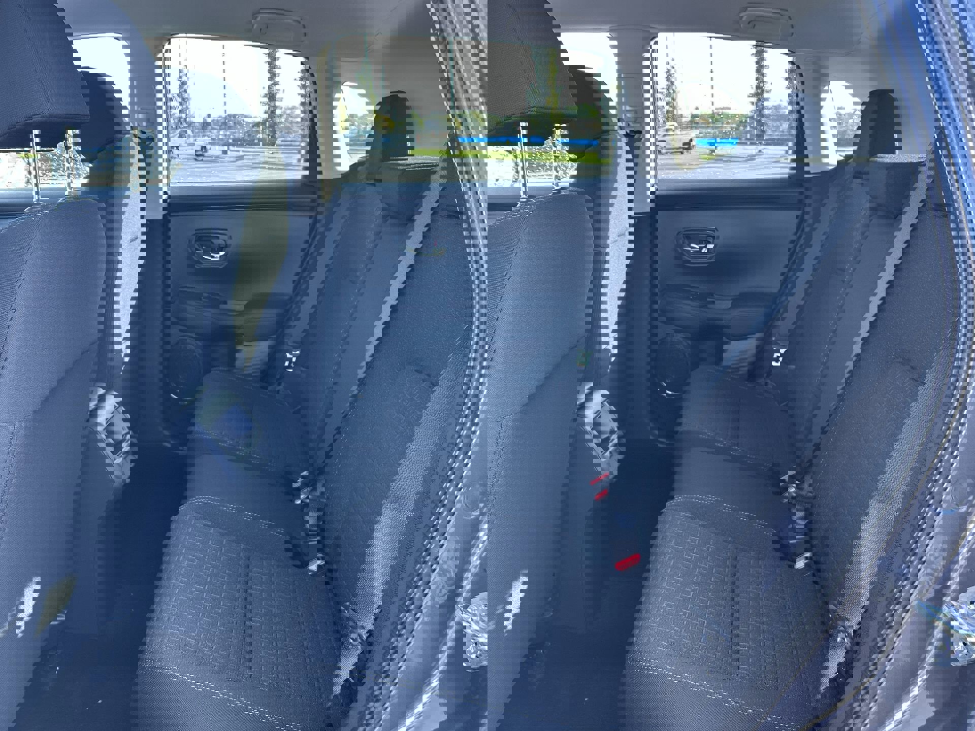 2026 Honda HR-V LX photo 22