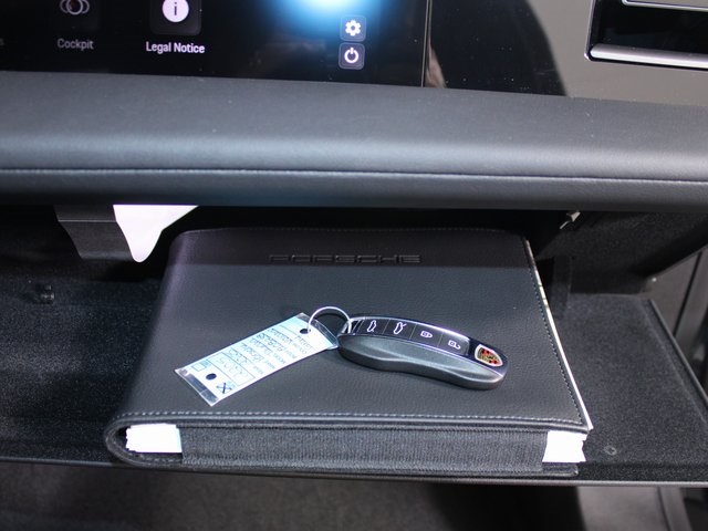 2025 Porsche Taycan S photo 25