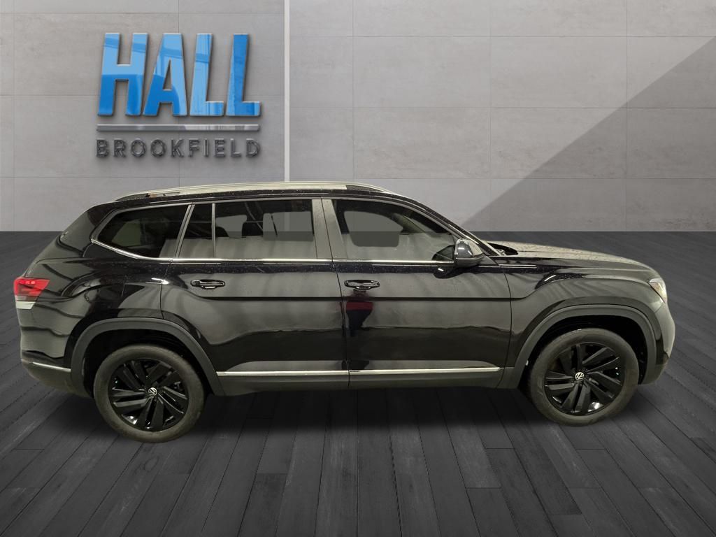 2023 Volkswagen Atlas SEL photo 6