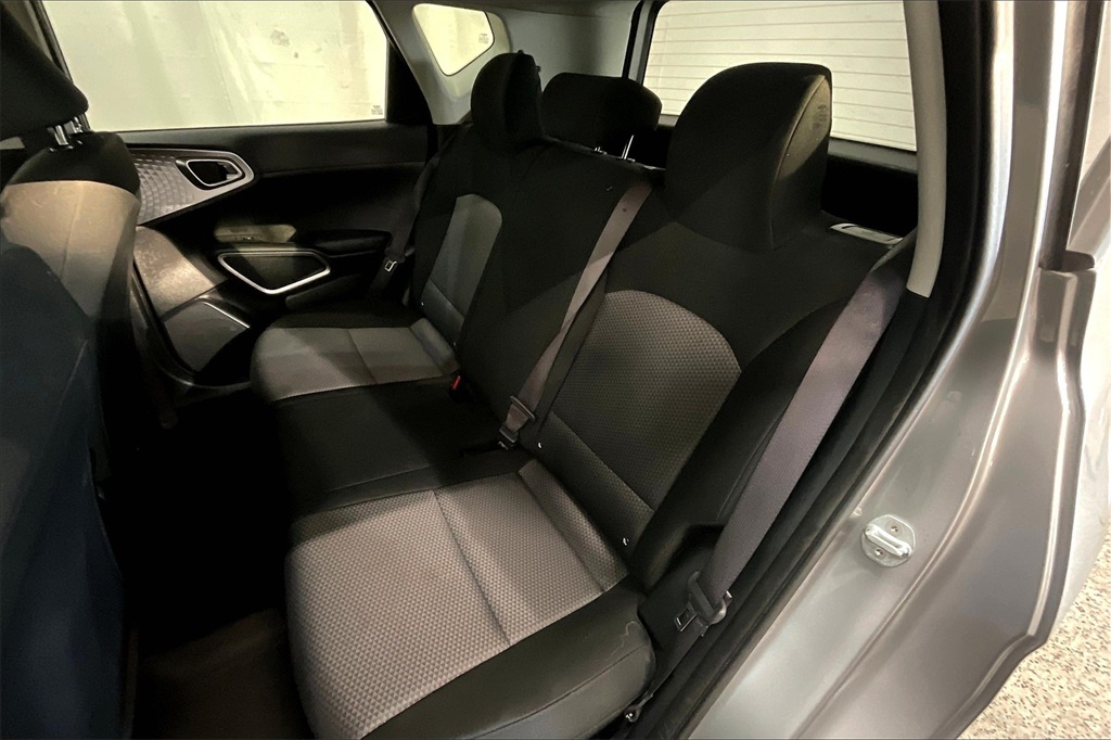 2023 KIA SOUL - Image 24