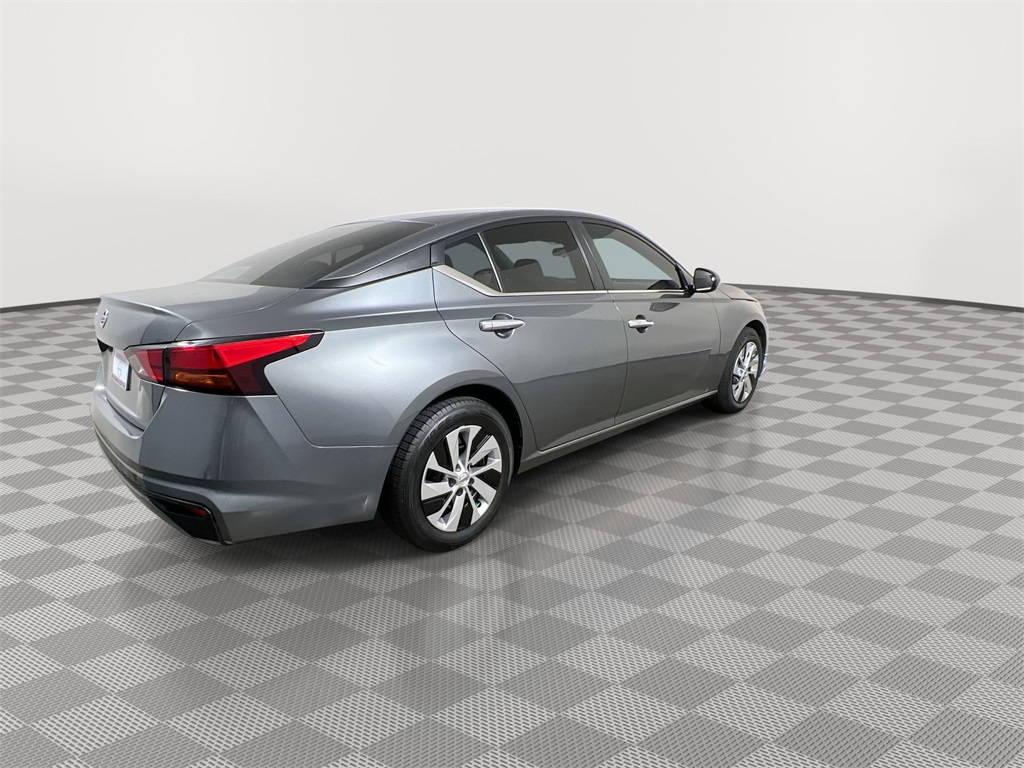 2022 Nissan Altima 2.5 S photo 7