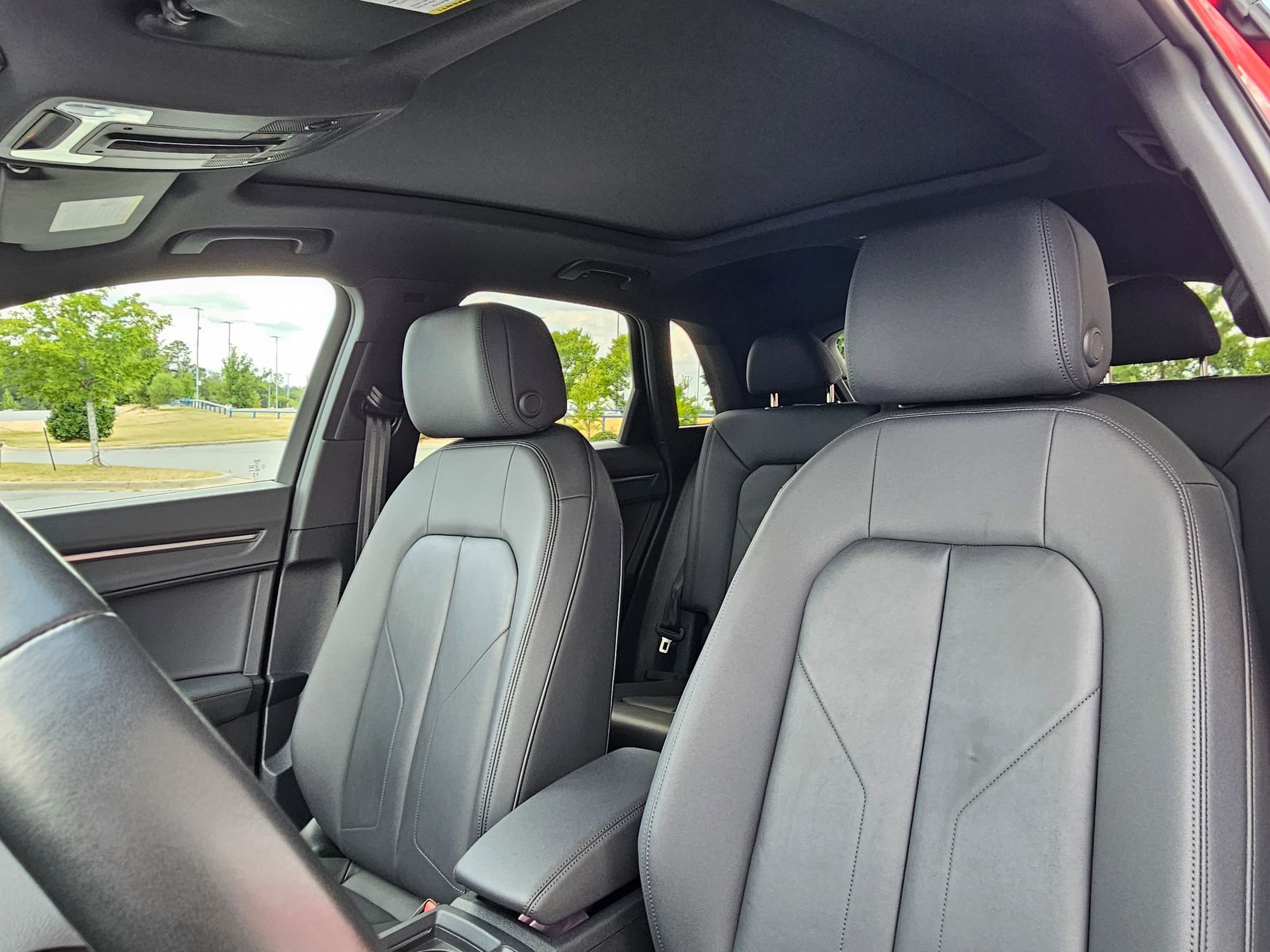 2024 Audi Q3 S line Premium photo 18