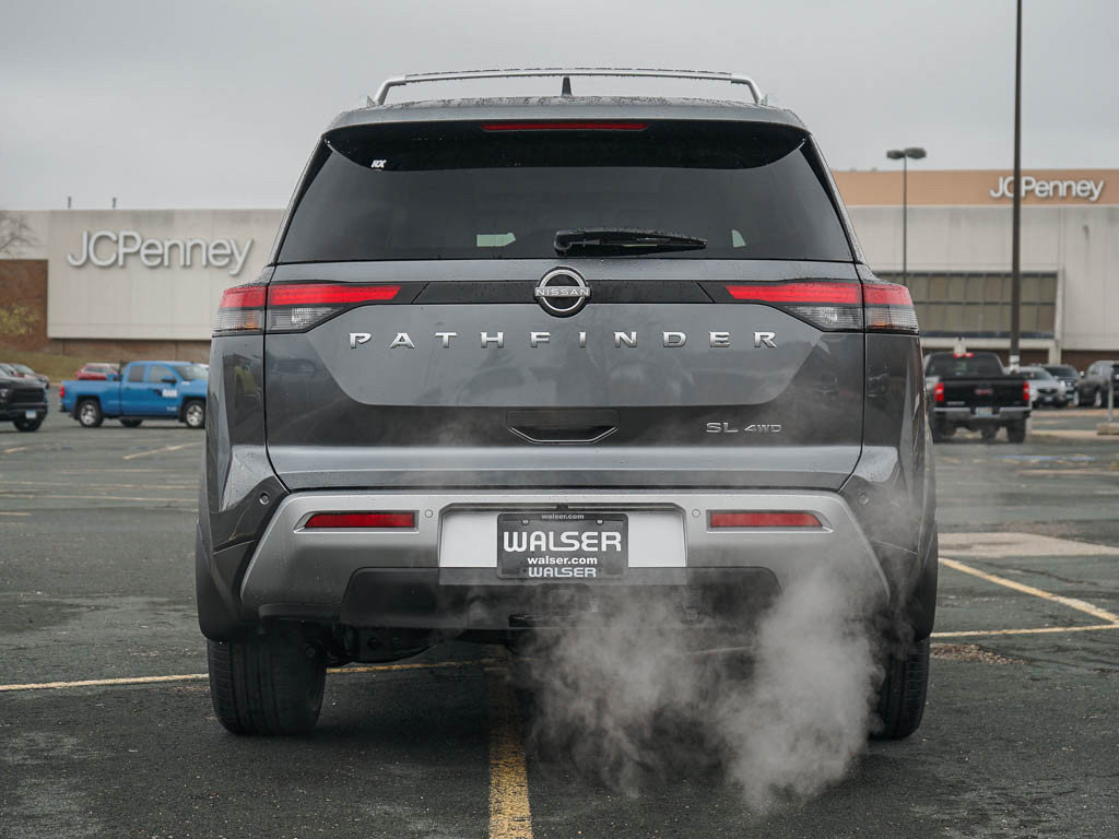 2025 Nissan Pathfinder SL photo 4