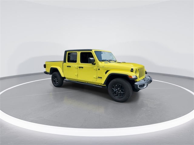 2023 Jeep Gladiator Sport photo 2