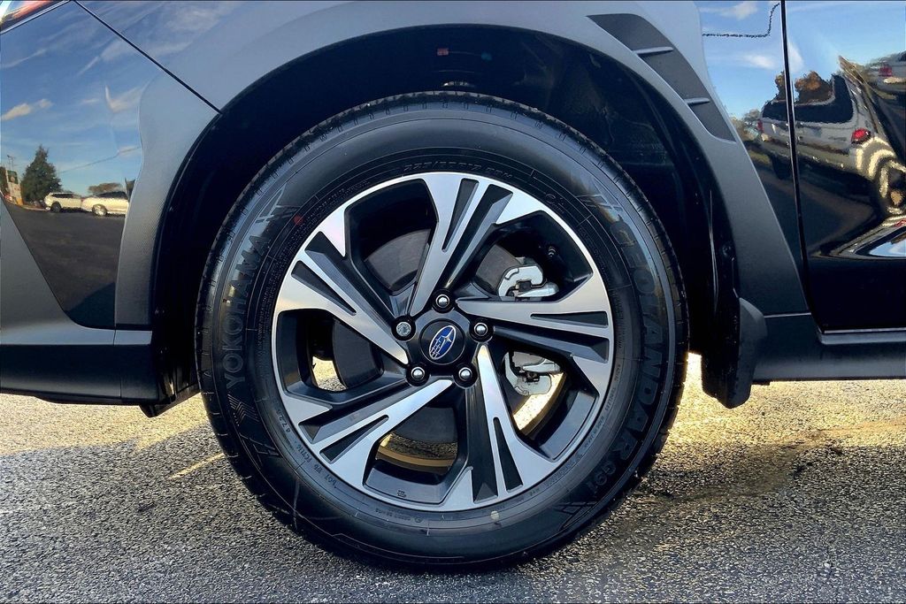 2025 Subaru Crosstrek Premium photo 3