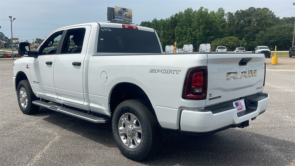 2025 Ram 3500 Big Horn photo 5