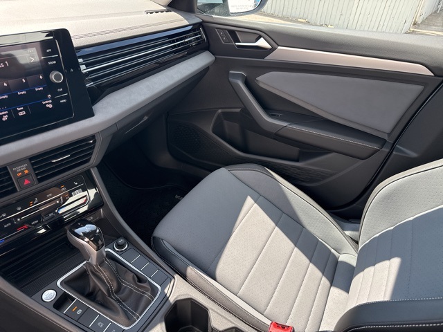 2025 Volkswagen Jetta 1.5T SE photo 20