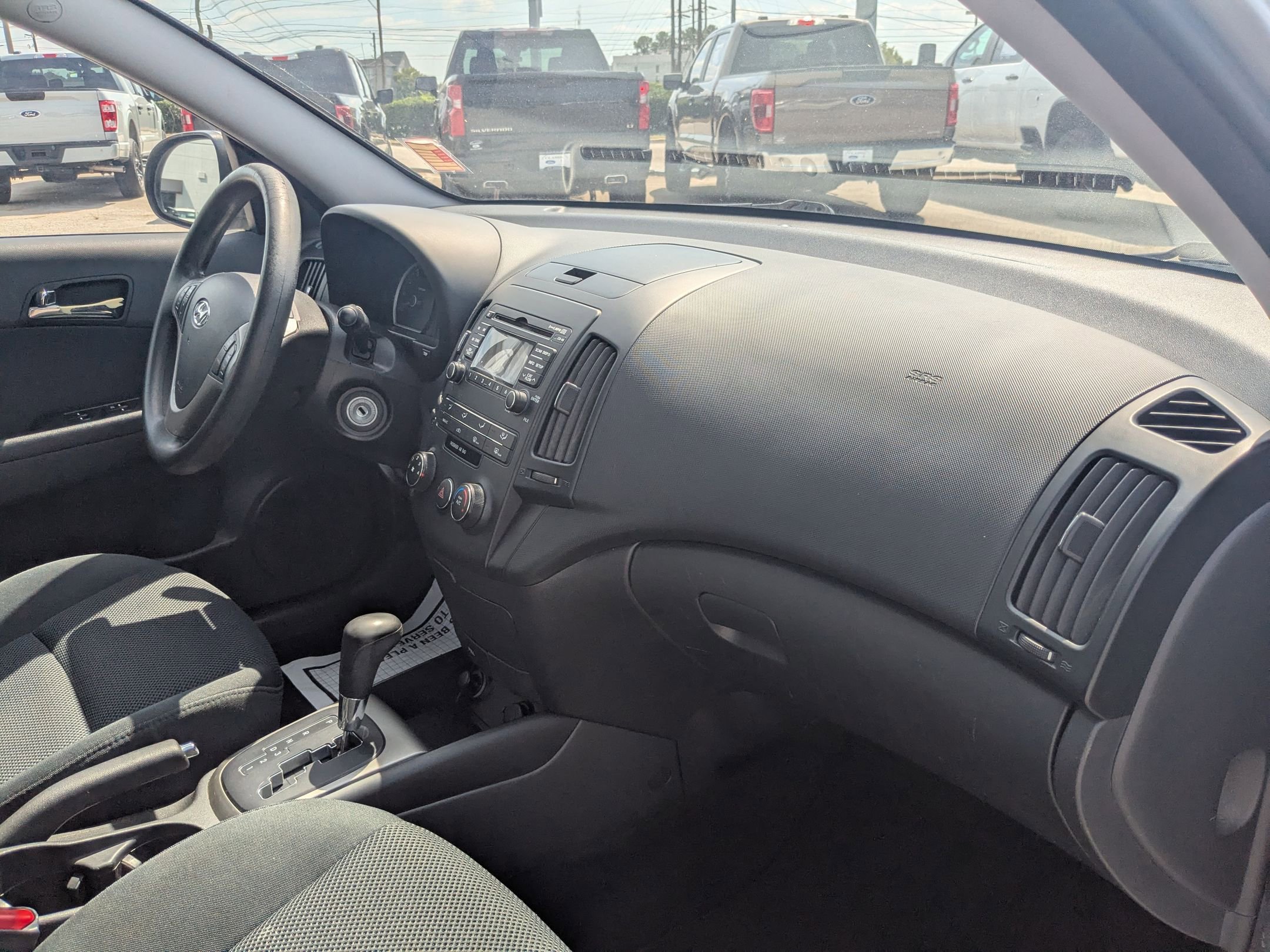 2010 Hyundai Elantra Touring GLS photo 22
