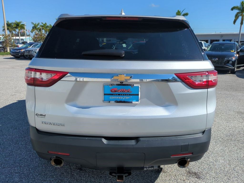 2019 Chevrolet Traverse LS photo 4