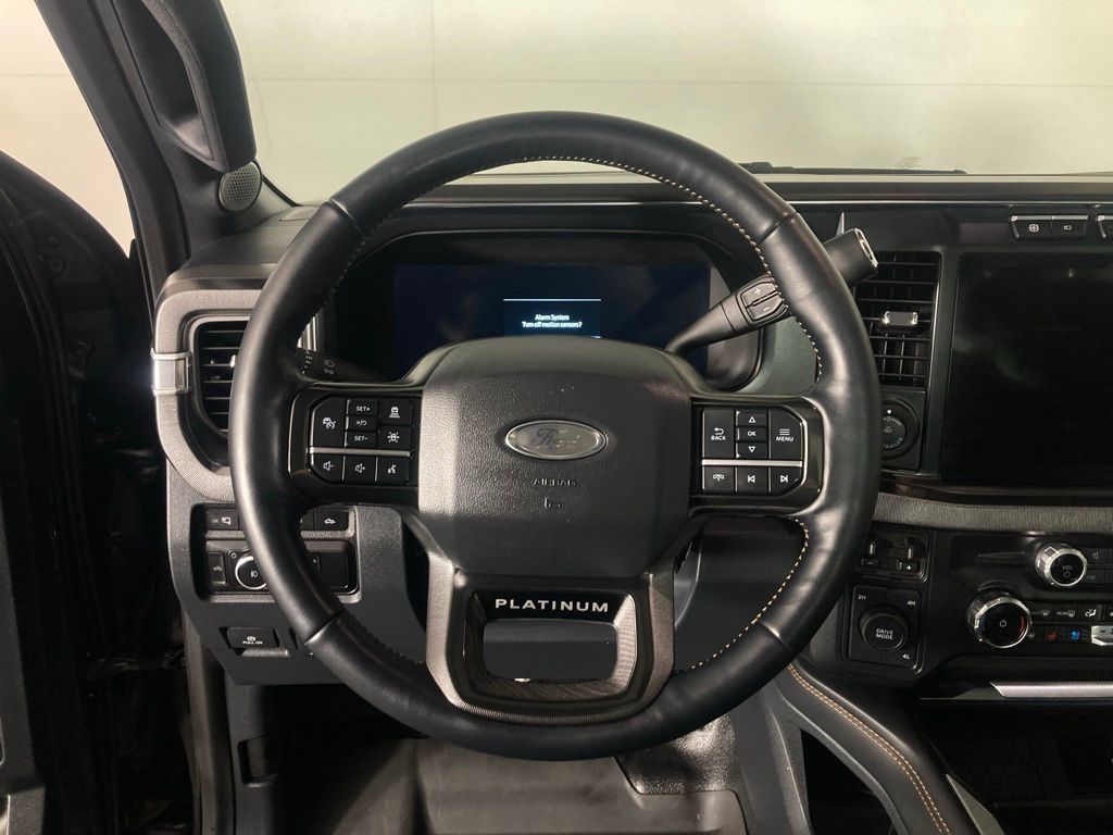 2024 Ford F-350 photo 3