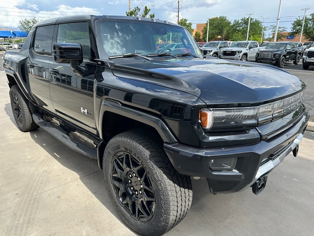 2025 GMC HUMMER EV 2X's photo