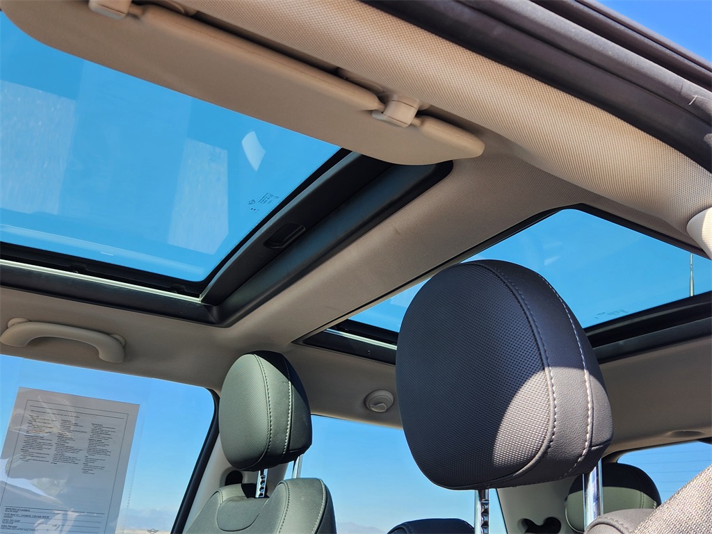 2024 Mini Cooper 2 Door Hardtop SE photo 25