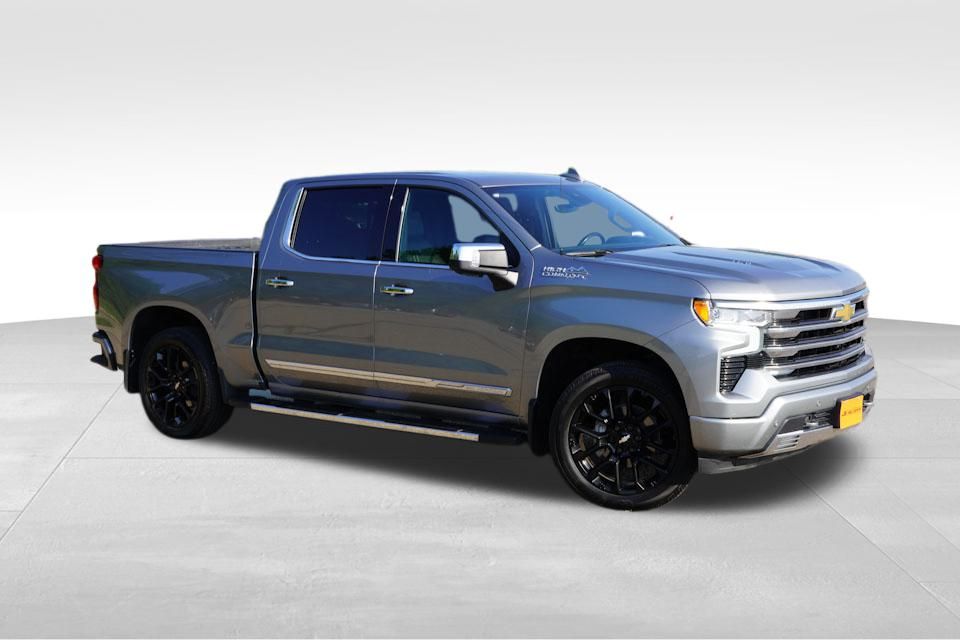 2023 Chevrolet Silverado 1500 High Country photo 2