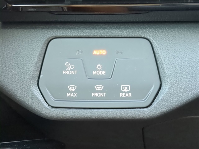 2025 Volkswagen ID.4 Pro Plus photo 27