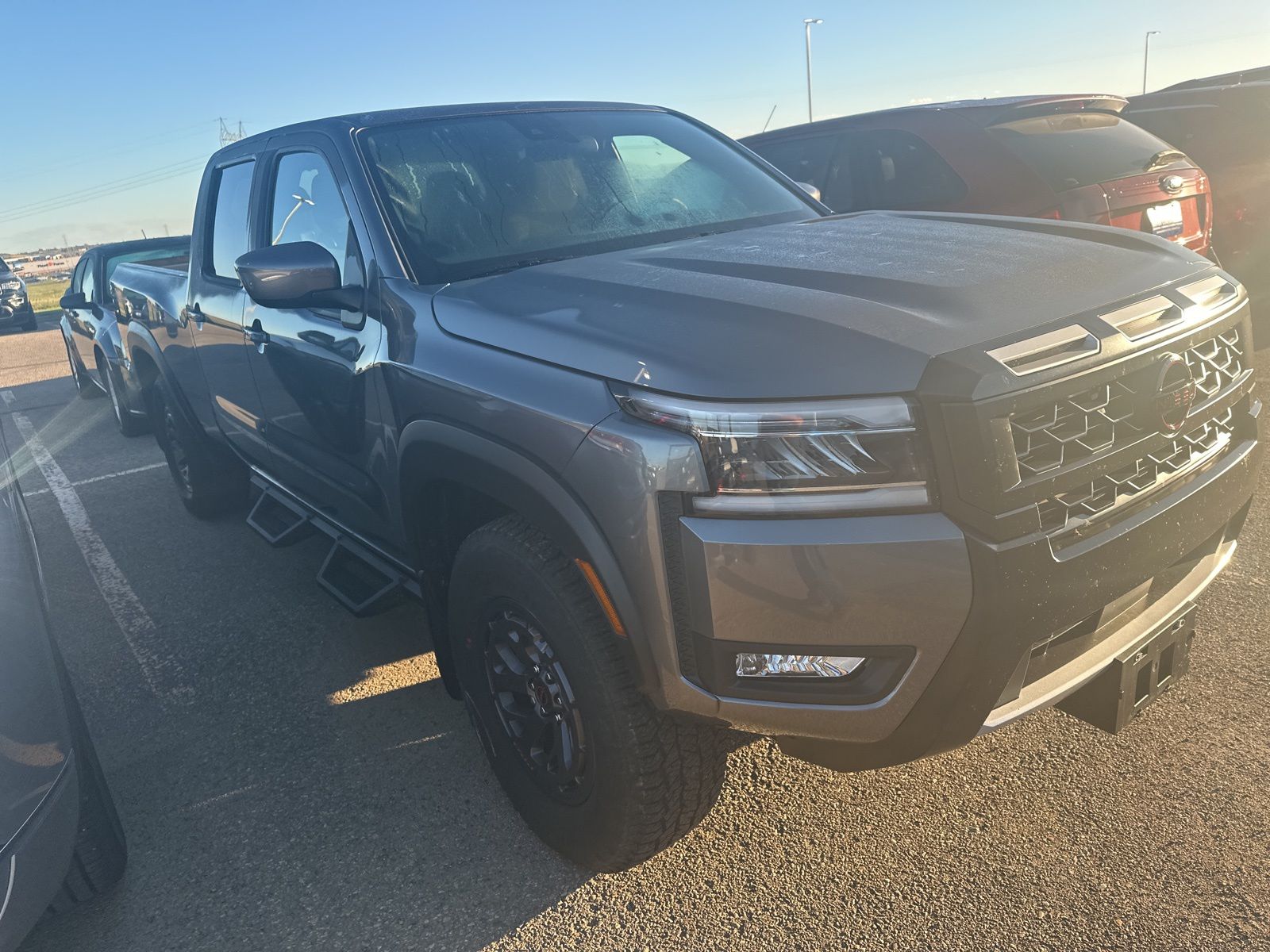 2025 Nissan Frontier PRO-4X photo 3