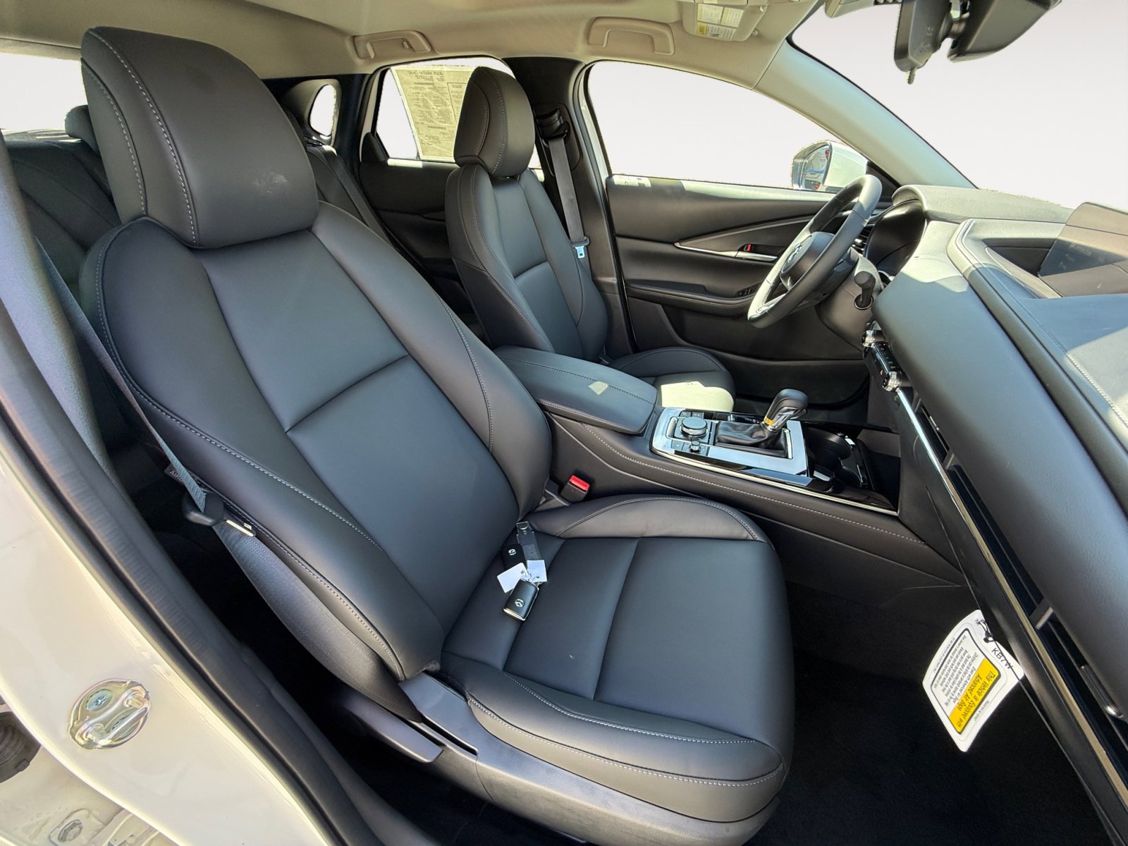 2025 Mazda CX-30 2.5 S Preferred photo 19