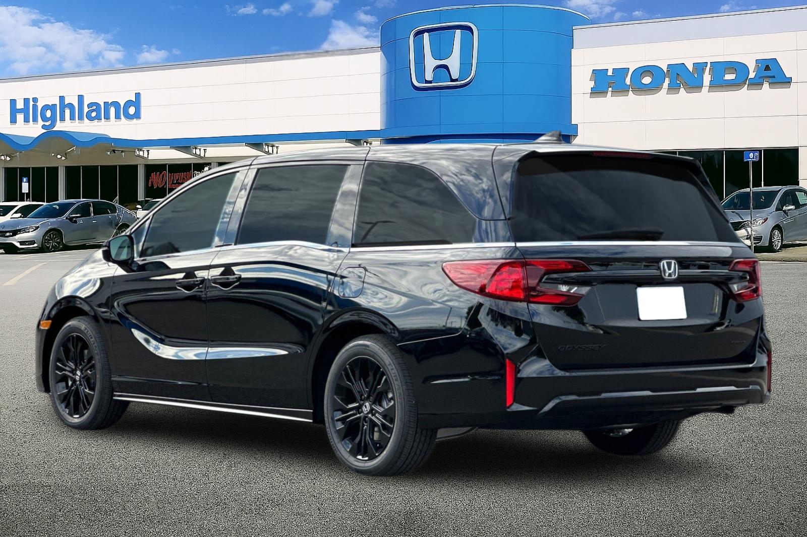 2026 Honda Odyssey Sport photo 3