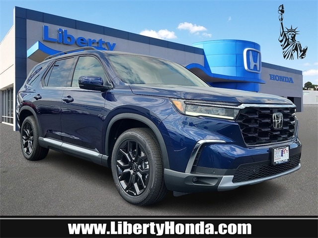 2025 Honda Pilot Touring's photo