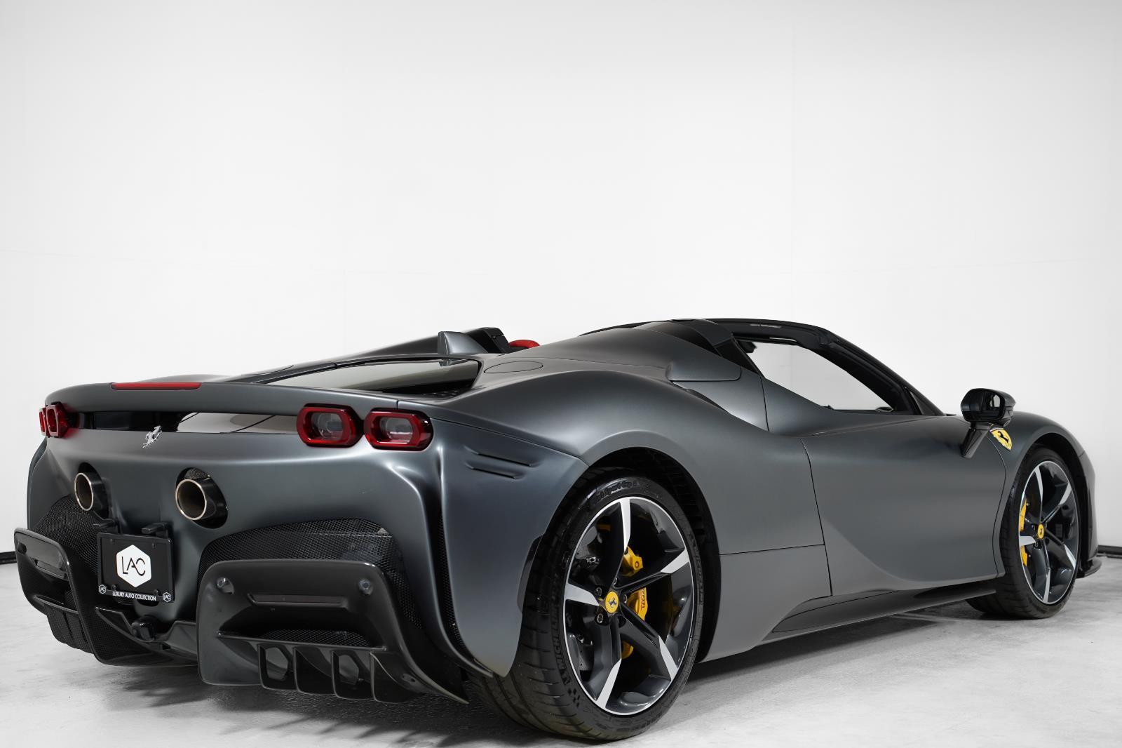 2022 Ferrari SF90 Spider photo 4
