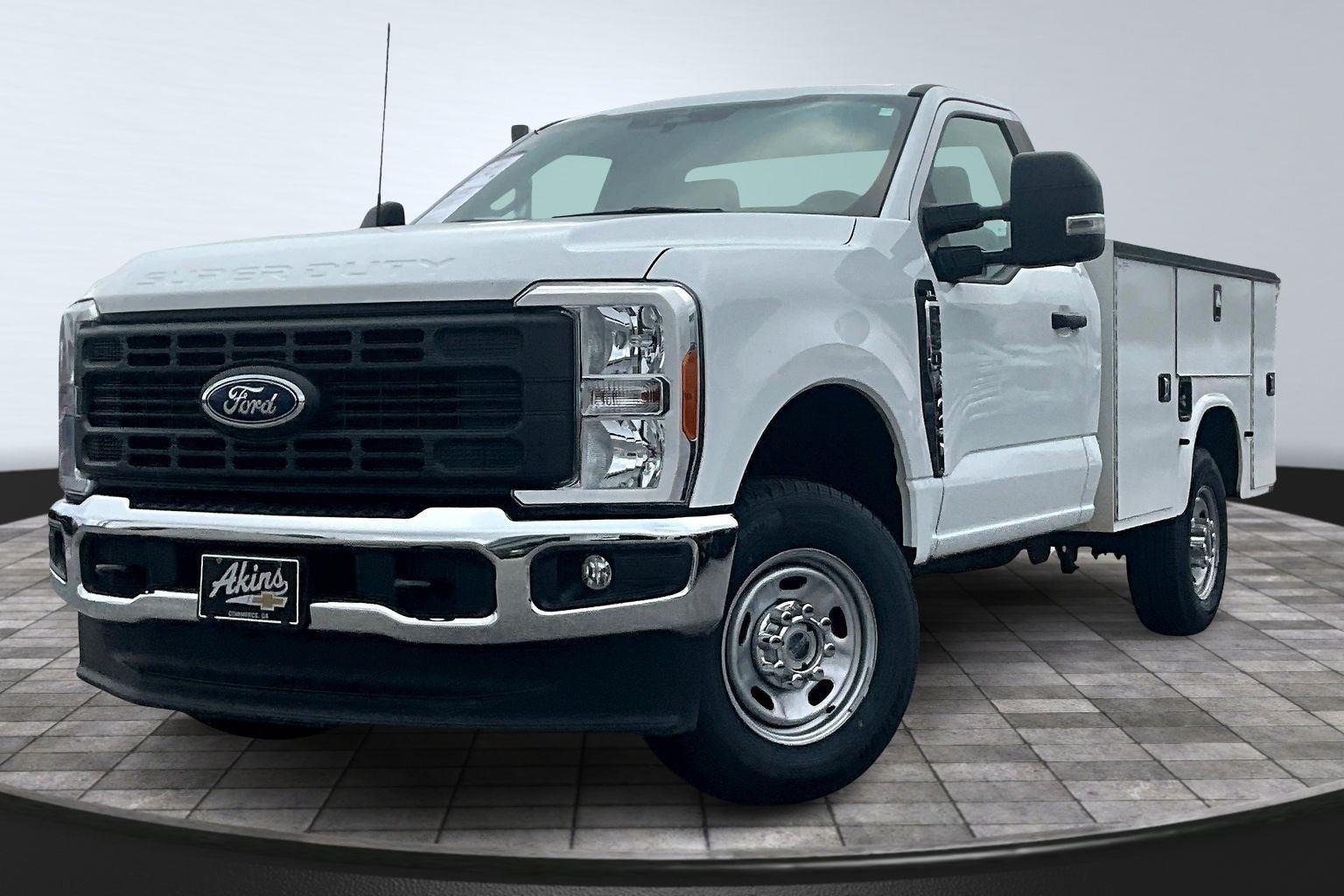 2023 Ford F-250 Super Duty XL's photo