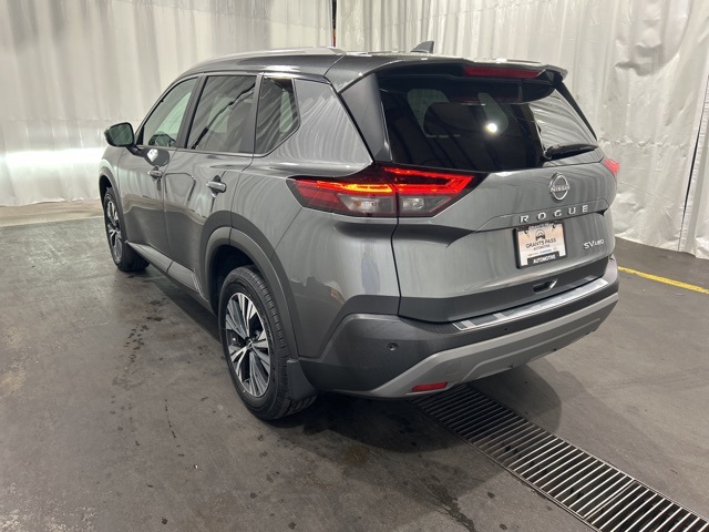 2023 Nissan Rogue SV photo 4