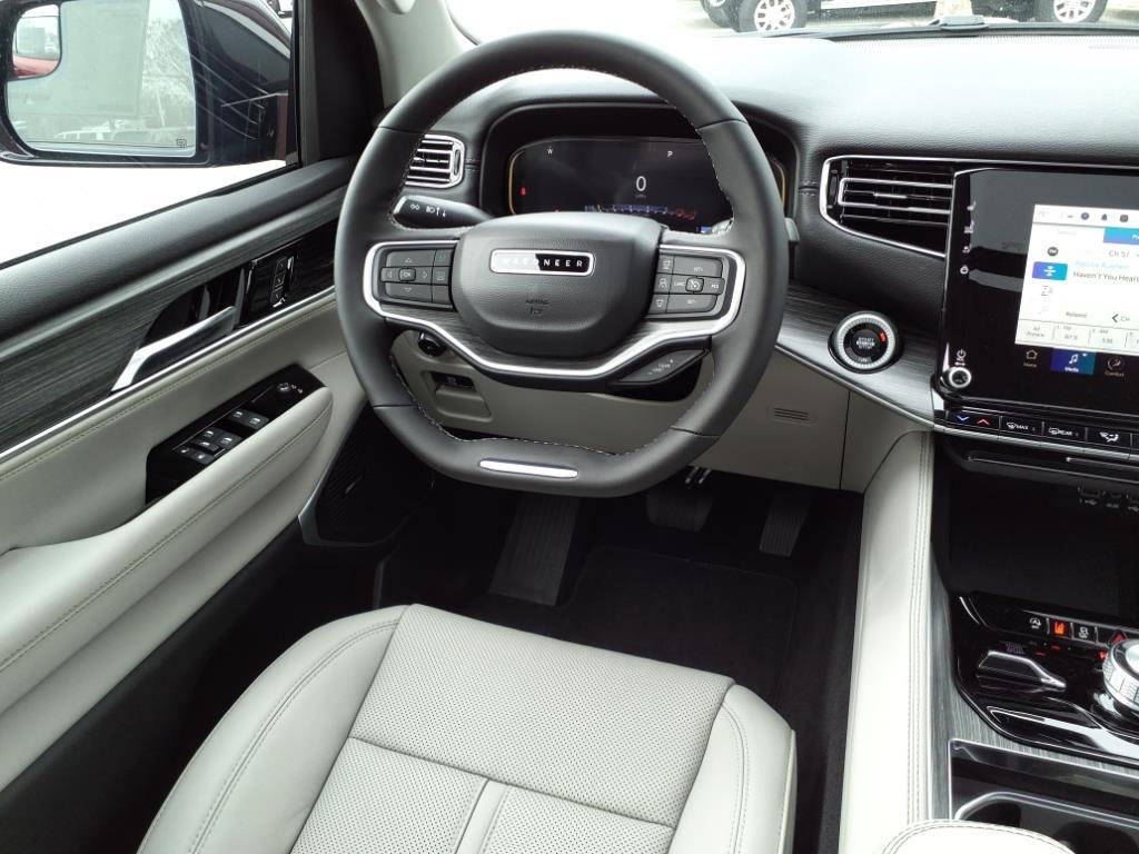 2024 Jeep Wagoneer Series II photo 30