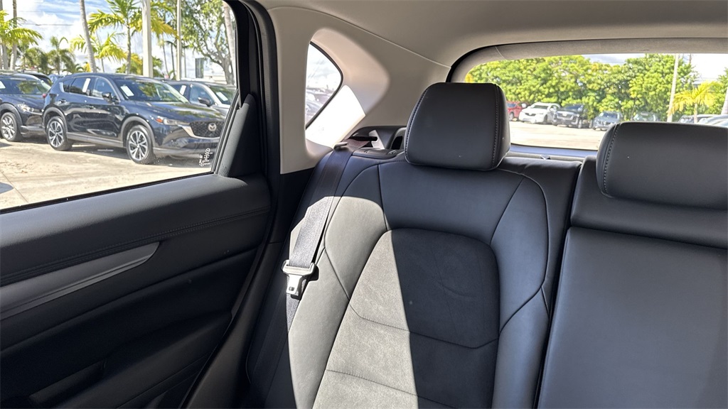 2023 Mazda CX-5 2.5 Select photo 17