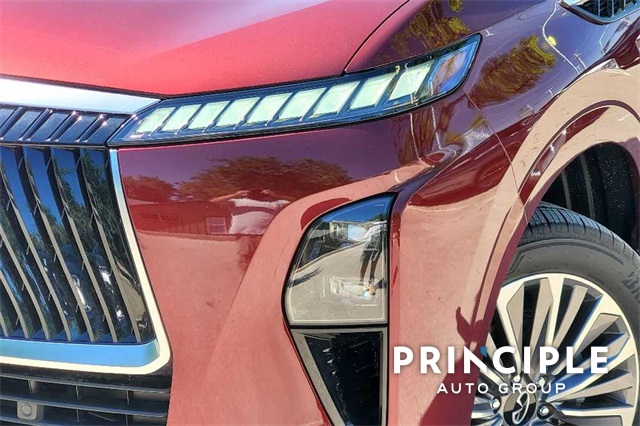 2025 Infiniti QX80 Luxe photo 3