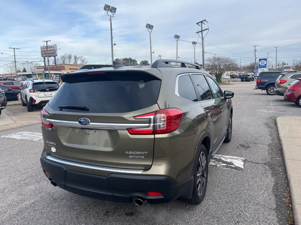 2024 Subaru Ascent Limited photo 4