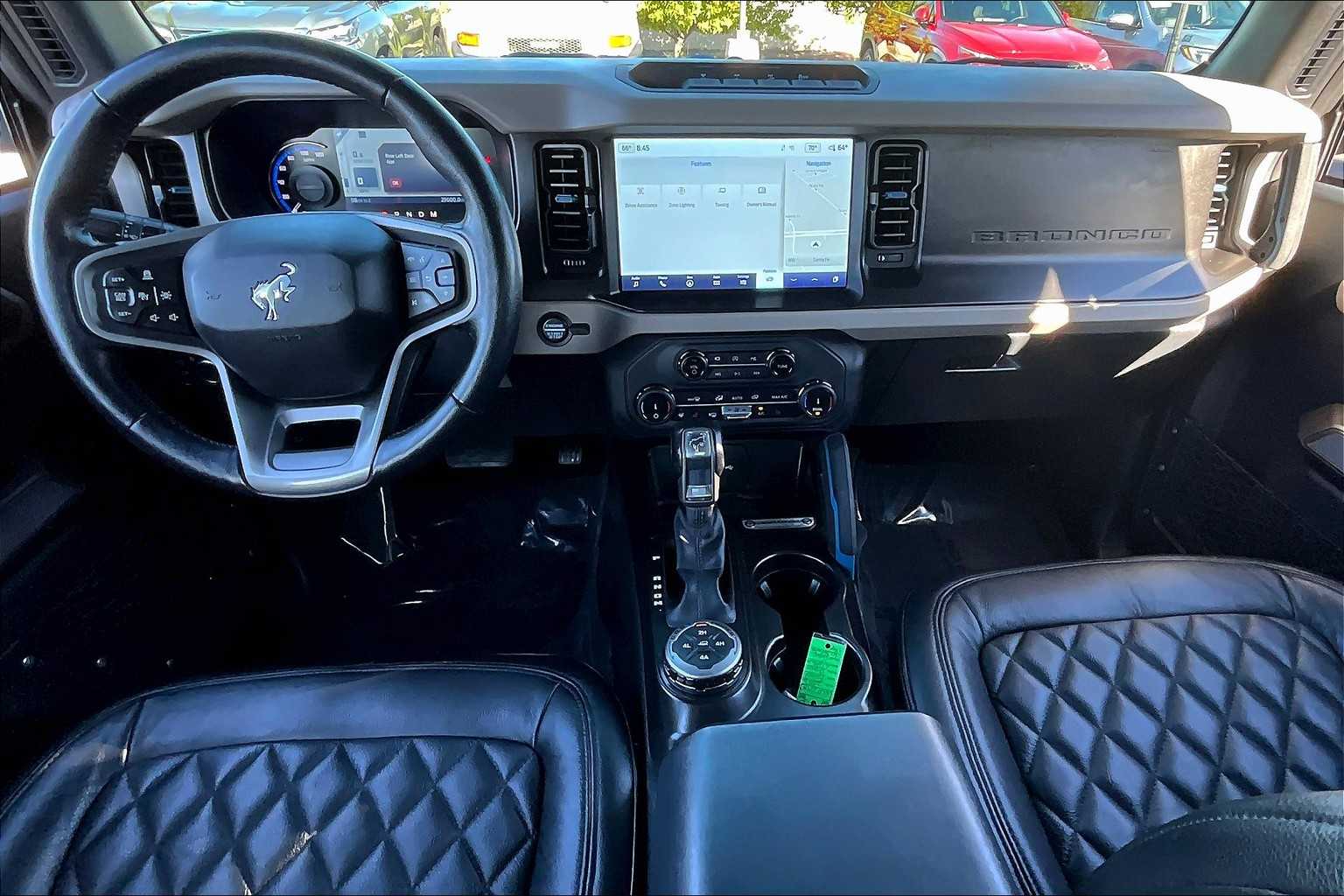 2022 Ford Bronco Wildtrak photo 14