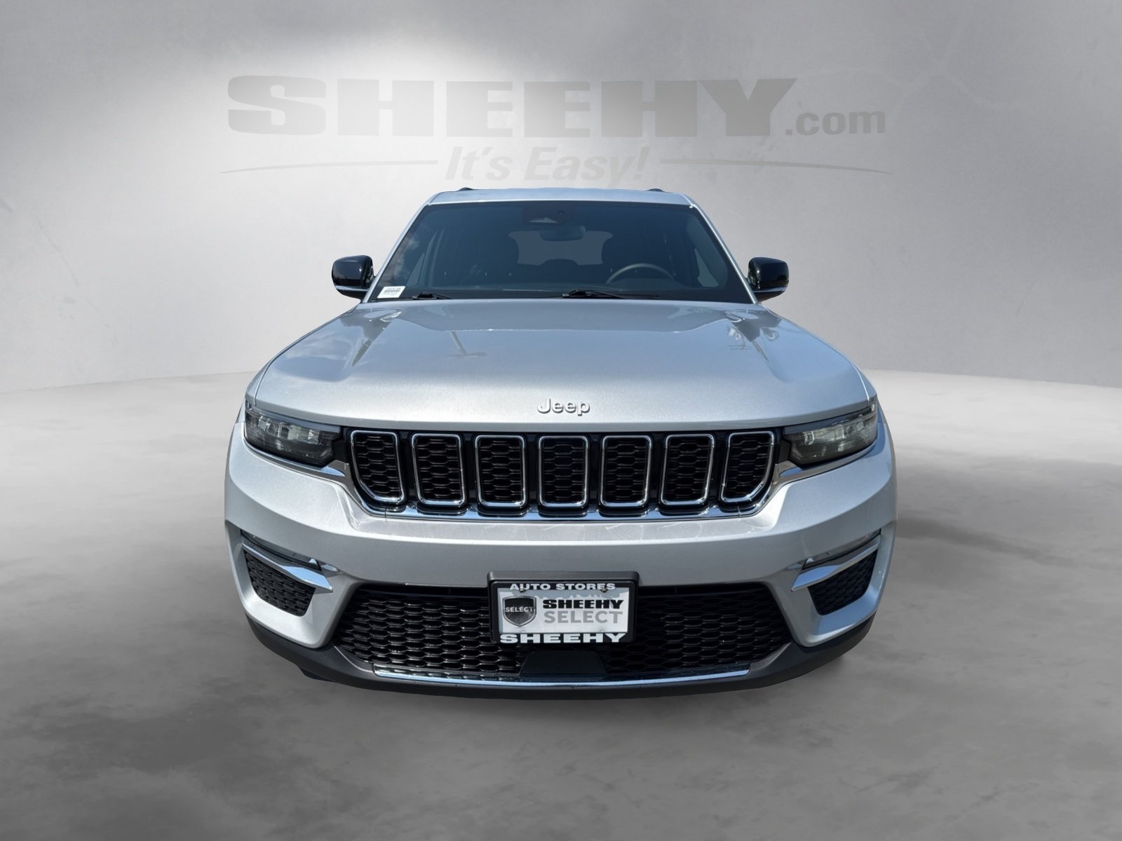 2024 Jeep Grand Cherokee Limited photo 4