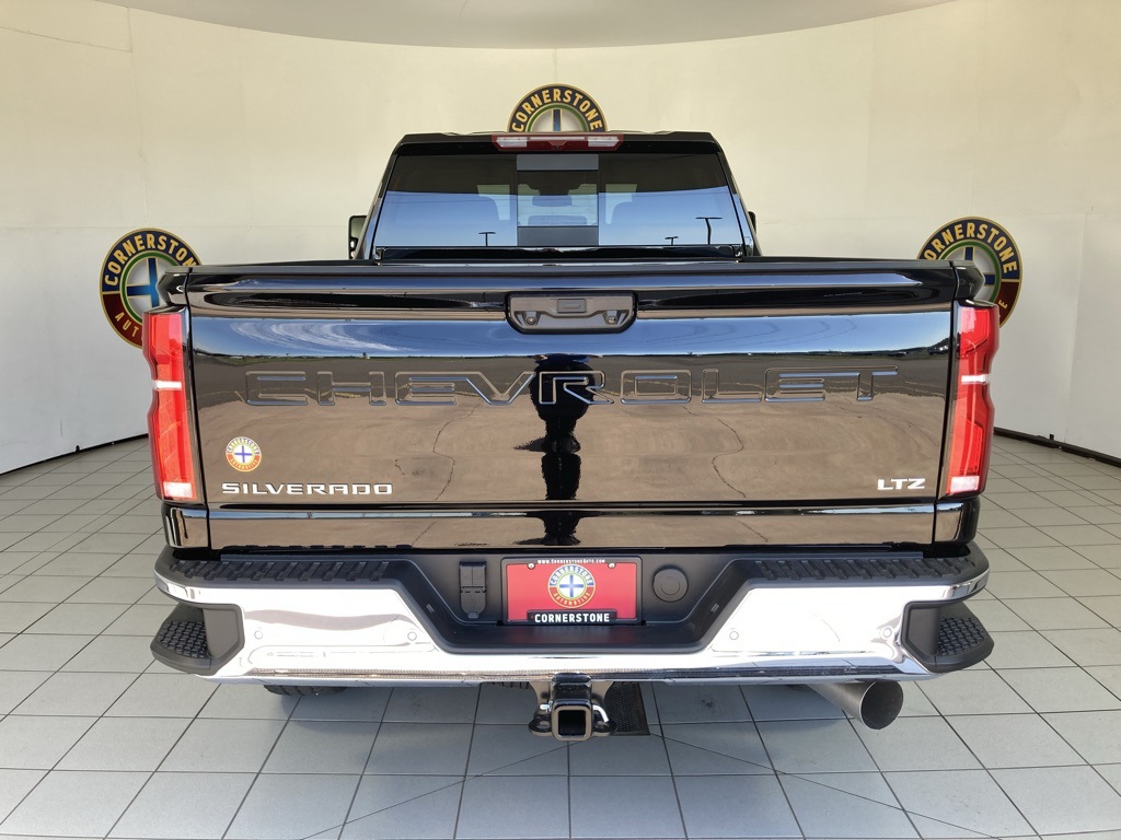 2025 Chevrolet Silverado 2500HD LTZ photo 19