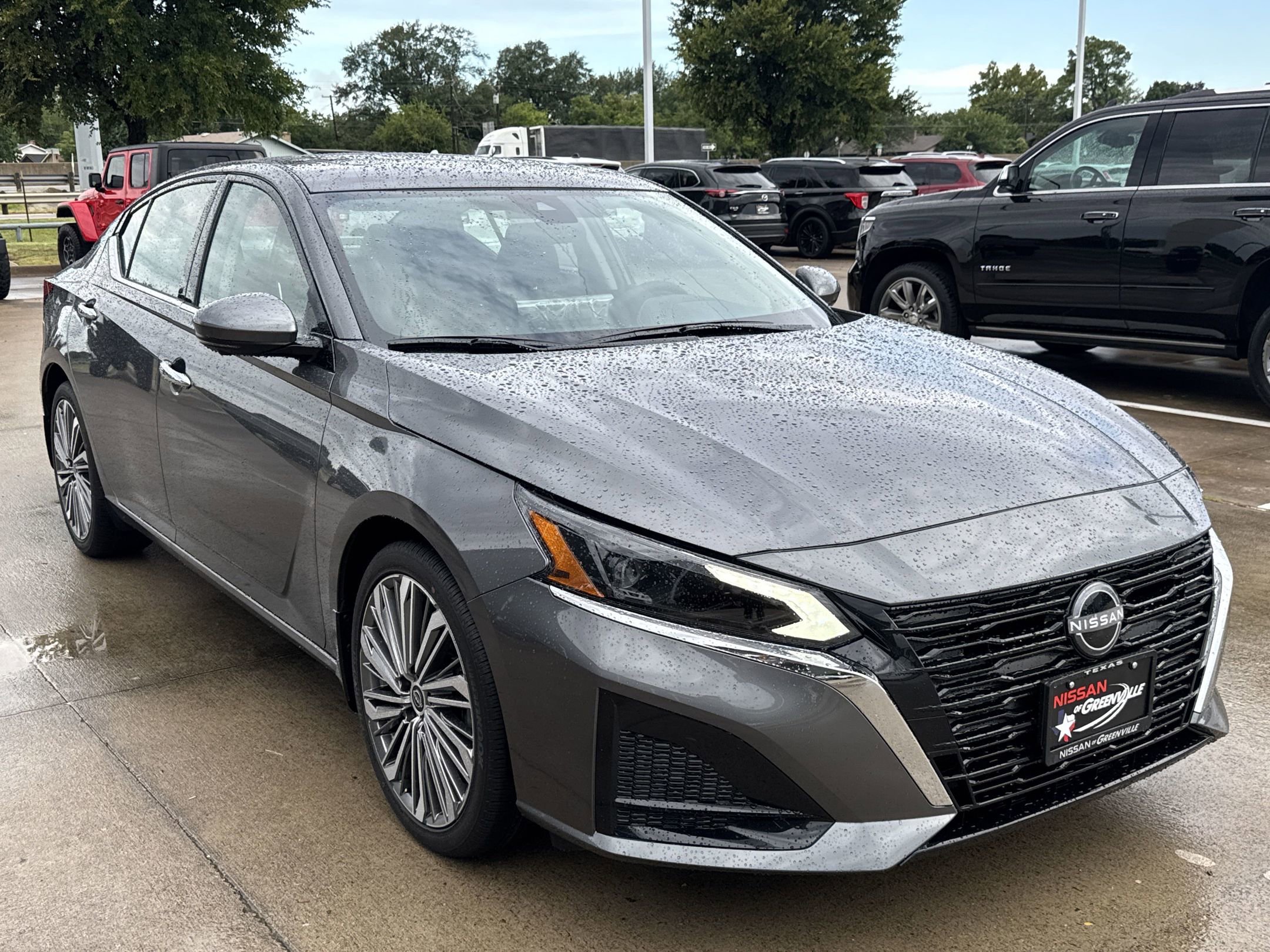2025 Nissan Altima SL photo 6