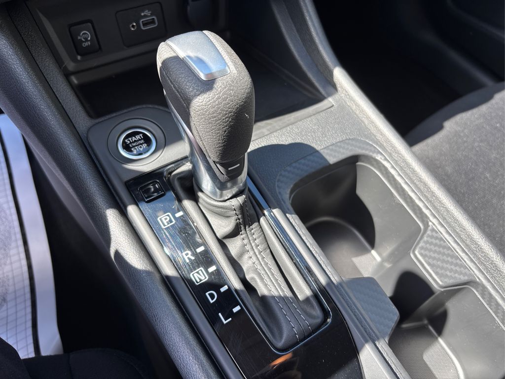 2025 Nissan Sentra S photo 27