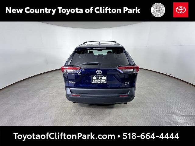 2023 Toyota RAV4 XLE Premium photo 4