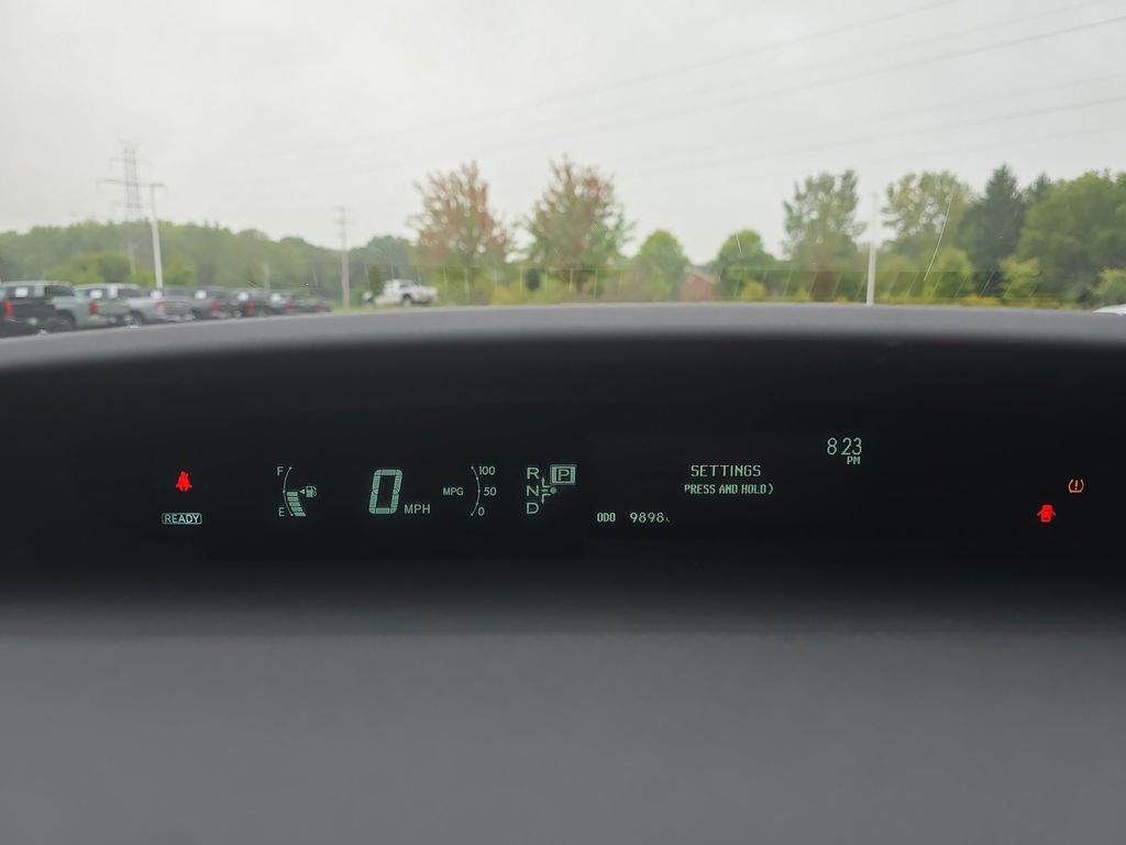 2010 Toyota Prius Two photo 17