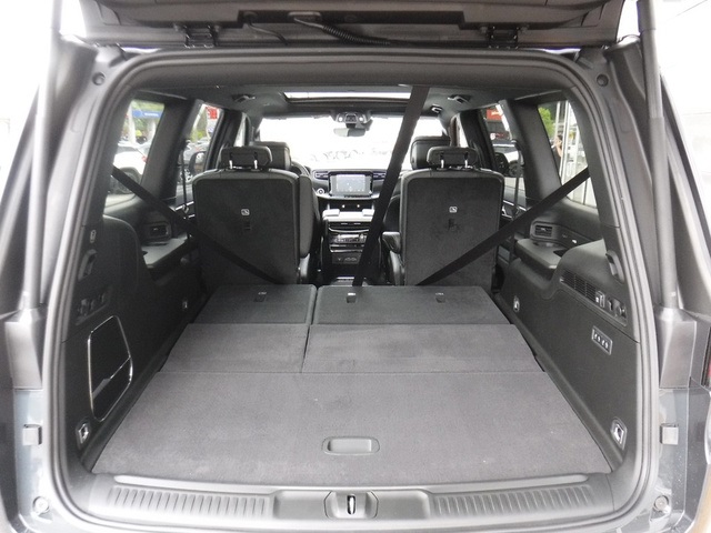 2025 Jeep Wagoneer Overland photo 42