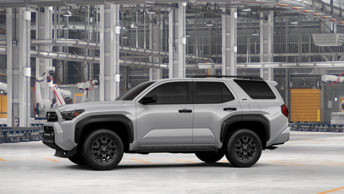 2026 Toyota 4Runner SR5 photo 3