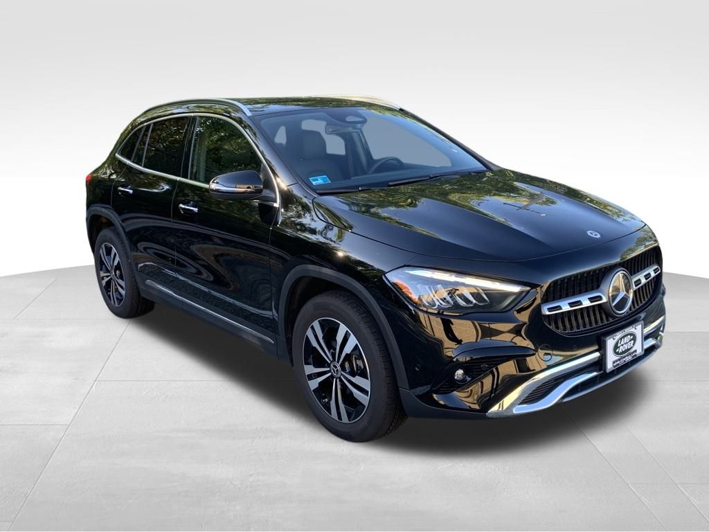 2024 Mercedes Benz GLA 250 4MATIC photo 3