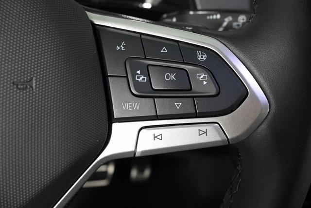 2025 Volkswagen Atlas Peak Edition SE photo 14