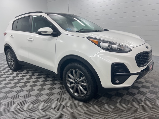 2022 Kia Sportage Nightfall Edition photo 4