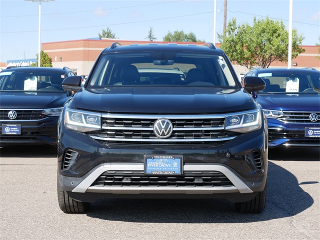 Used 2022 Volkswagen Atlas SE w/Tech with VIN 1V2HP2CA0NC501019 for sale in Inver Grove Heights, Minnesota